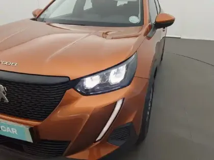 Photo 35 Peugeot 2008  PureTech 100 S&S BVM6