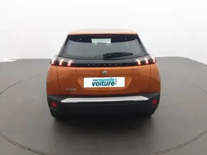 Photo 24 Peugeot 2008  PureTech 100 S&S BVM6