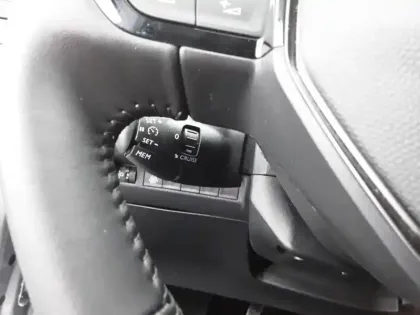 Photo 12 Peugeot 208  PureTech 75 S&S BVM5