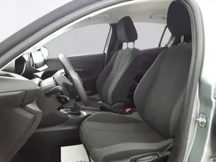 Photo 26 Peugeot 208  PureTech 75 S&S BVM5