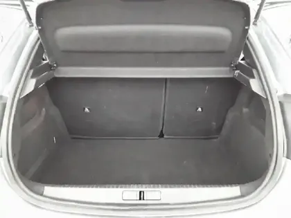 Photo 21 Peugeot 208  PureTech 75 S&S BVM5