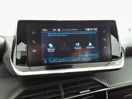 Photo 34 Peugeot 208  PureTech 75 S&S BVM5