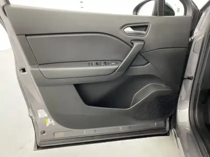 Photo 19 Renault Captur  E-Tech 145 - 21