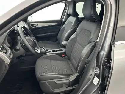 Photo 35 Renault Arkana  TCe 140 EDC FAP - 21B