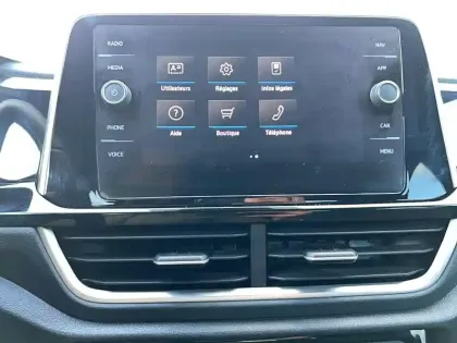 Photo 18 Volkswagen T-roc  1.5 TSI EVO 150 Start/Stop DSG7