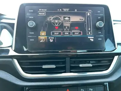 Photo 23 Volkswagen T-roc  1.5 TSI EVO 150 Start/Stop DSG7