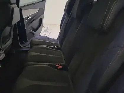 Photo 11 Peugeot 5008  PureTech 180ch S&S EAT8