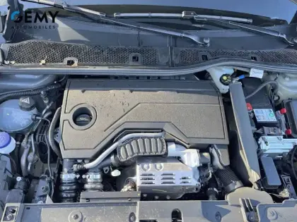 Photo 67 Peugeot 208  Hybrid 100 e-DCS6