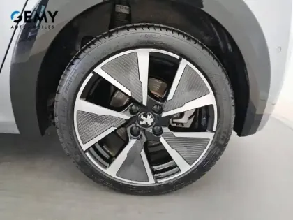 Photo 10 Peugeot 208  Electrique 50 kWh 136ch