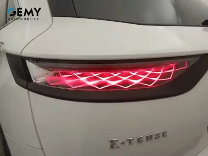 Photo 48 DS Ds 7 DS7 Crossback Hybride E-Tense 225 EAT8