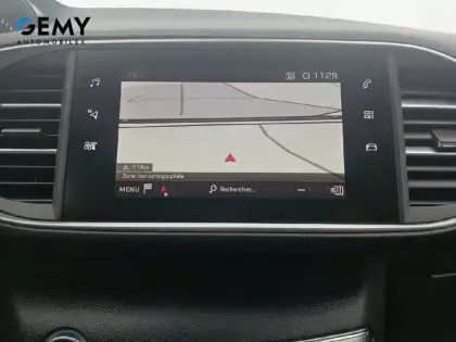 Photo 13 Peugeot 308  SW PureTech 110ch S&S BVM6