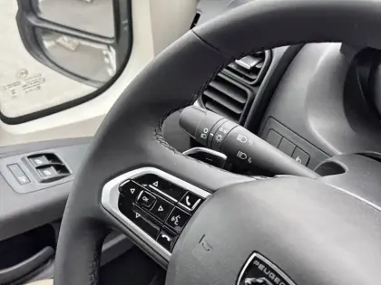 Photo 18 Peugeot Boxer E- FGN 3.5 T L3H2 MAXI HD 270CH BAT 110 KWH