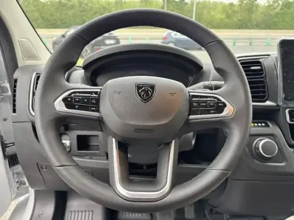 Photo 16 Peugeot Boxer E- FGN 3.5 T L3H2 MAXI HD 270CH BAT 110 KWH