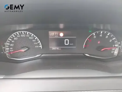 Photo 17 Peugeot 208  PureTech 75 S&S BVM5