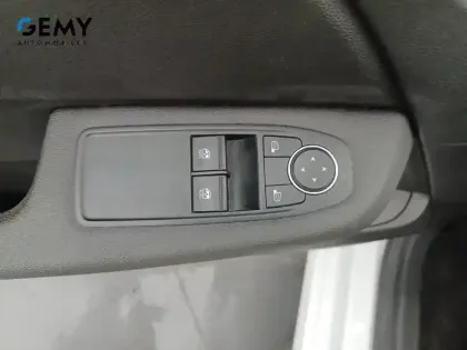 Photo 11 Renault Clio  Blue dCi 100 - 21N