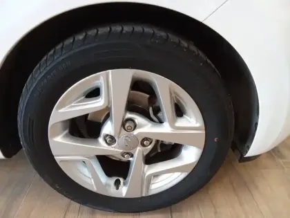 Photo 15 Hyundai I10  1.2 84