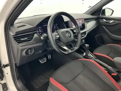 Photo 9 Skoda Kamiq  1.0 TSI Evo 110 ch DSG7