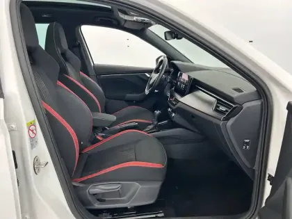 Photo 13 Skoda Kamiq  1.0 TSI Evo 110 ch DSG7