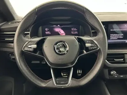 Photo 15 Skoda Kamiq  1.0 TSI Evo 110 ch DSG7