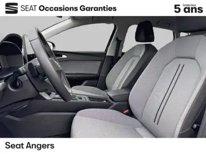 Photo 11 Seat Leon  1.5 eTSI Hybrid 115 DSG7