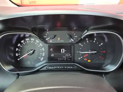 Photo 15 Citroën C3 Aircross  PureTech 110 S&S BVM6