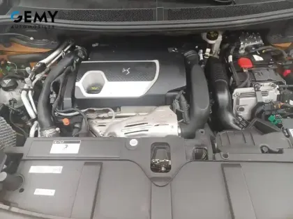Photo 64 DS DS 7 DS7 Crossback Hybride E-Tense 300 EAT8 4x4
