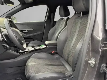 Photo 10 Peugeot 208  PureTech 100 S&S EAT8