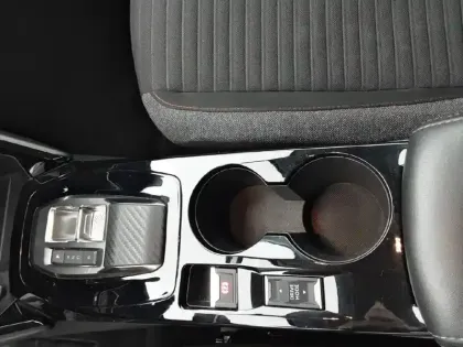 Photo 45 Peugeot 208  Electrique 50 kWh 136ch