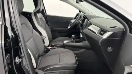 Photo 14 Renault Captur  E-Tech full hybrid 145