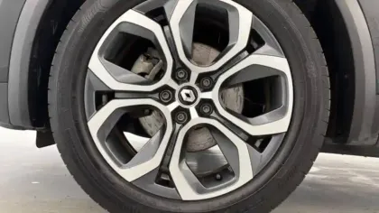 Photo 17 Renault Captur  E-Tech full hybrid 145