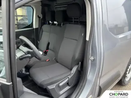 Photo 41 Peugeot Partner  FOURGON M 1000 KG BLUEHDI 130 S&S EAT8