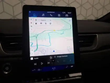 Photo 35 Renault Symbioz  E-Tech full hybrid 145