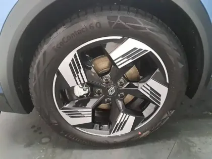 Photo 16 Renault Symbioz  E-Tech full hybrid 145