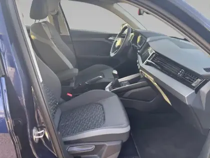 Photo 10 Audi A1  Sportback 25 TFSI 95 ch BVM5