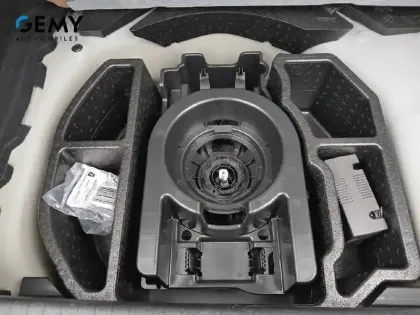 Photo 20 Peugeot 208  PureTech 100 S&S BVM6