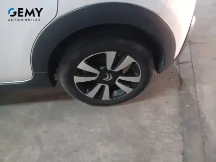 Photo 10 Citroën C3  PureTech 82