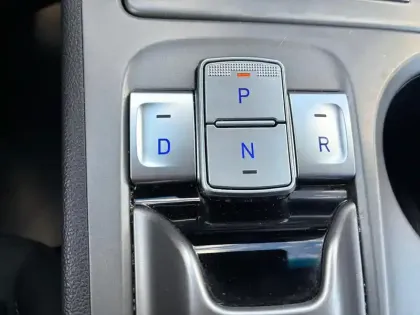 Photo 15 Hyundai Kona  Electrique 39 kWh - 136 ch