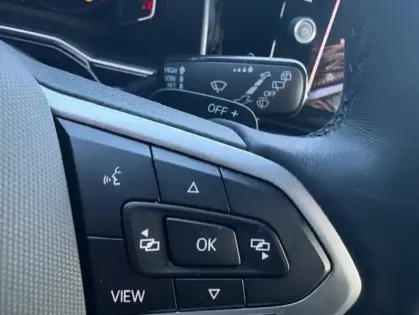 Photo 11 Volkswagen Taigo Gén. I Ph1 Evo R-Line Edition 5