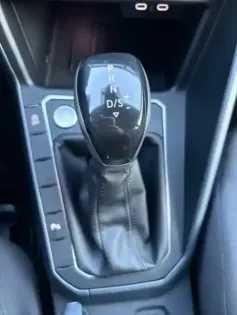 Photo 18 Volkswagen Taigo Gén. I Ph1 Evo R-Line Edition 5