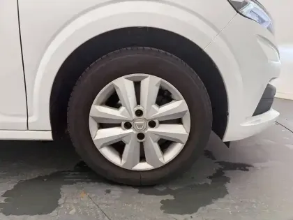 Photo 11 Dacia Sandero  SCe 65 - 22