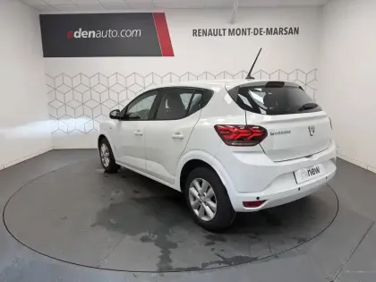 Photo 2 Dacia Sandero  SCe 65 - 22