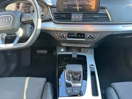 Photo 12 Audi Q5  55 TFSIe 367 S tronic 7 Quattro