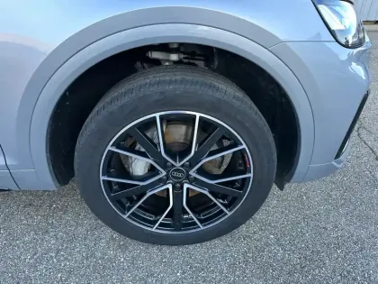 Photo 28 Audi Q5  55 TFSIe 367 S tronic 7 Quattro