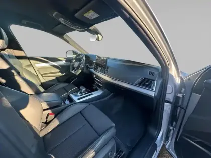 Photo 10 Audi Q5  55 TFSIe 367 S tronic 7 Quattro