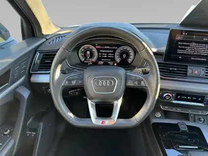 Photo 11 Audi Q5  55 TFSIe 367 S tronic 7 Quattro