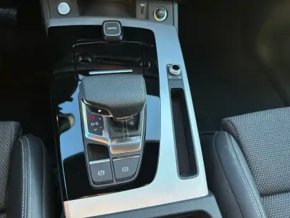 Photo 38 Audi Q5  55 TFSIe 367 S tronic 7 Quattro