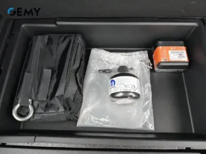 Photo 47 Peugeot 3008  Hybrid 225 e-EAT8