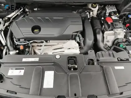 Photo 11 Peugeot 3008  Hybrid 225 e-EAT8