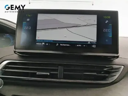 Photo 38 Peugeot 3008  Hybrid 225 e-EAT8