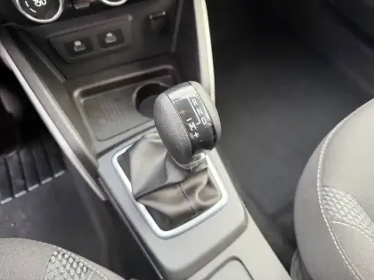 Photo 8 Dacia Duster  TCe 150 FAP 4x2 EDC